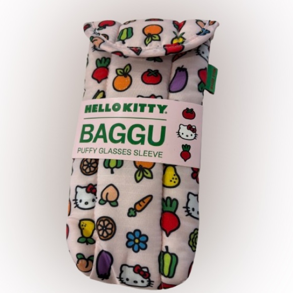 BAGGU Puffy Glasses Sleeve - Hello Kitty Icons edition! NWT